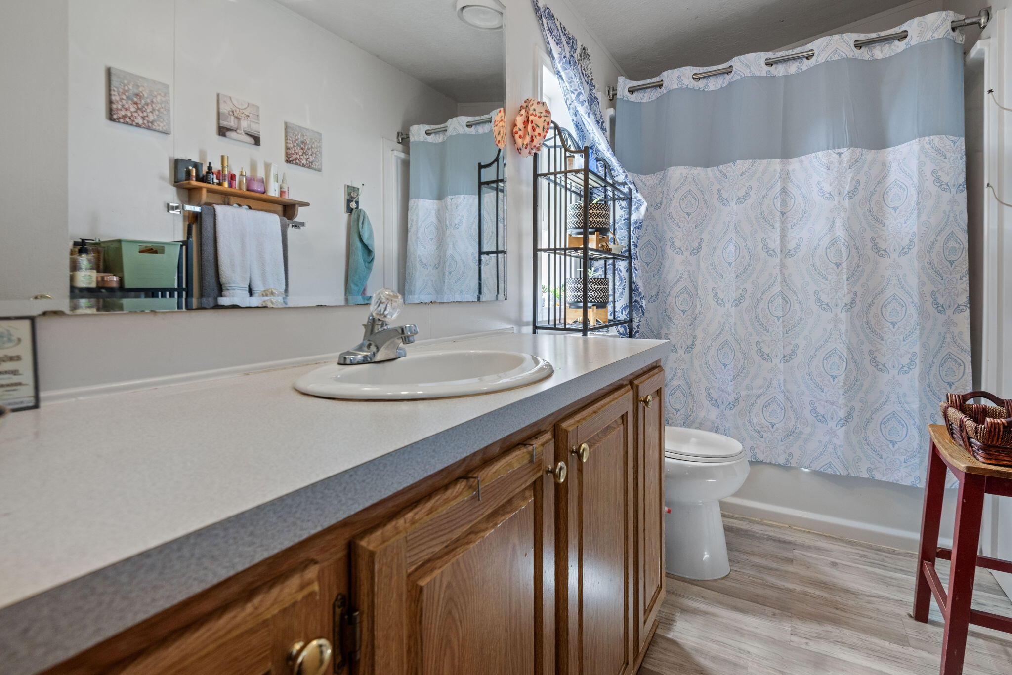 La Pine, Oregon 97739, United States, 3 Bedrooms Bedrooms, ,2 BathroomsBathrooms,Residential,Active,98354