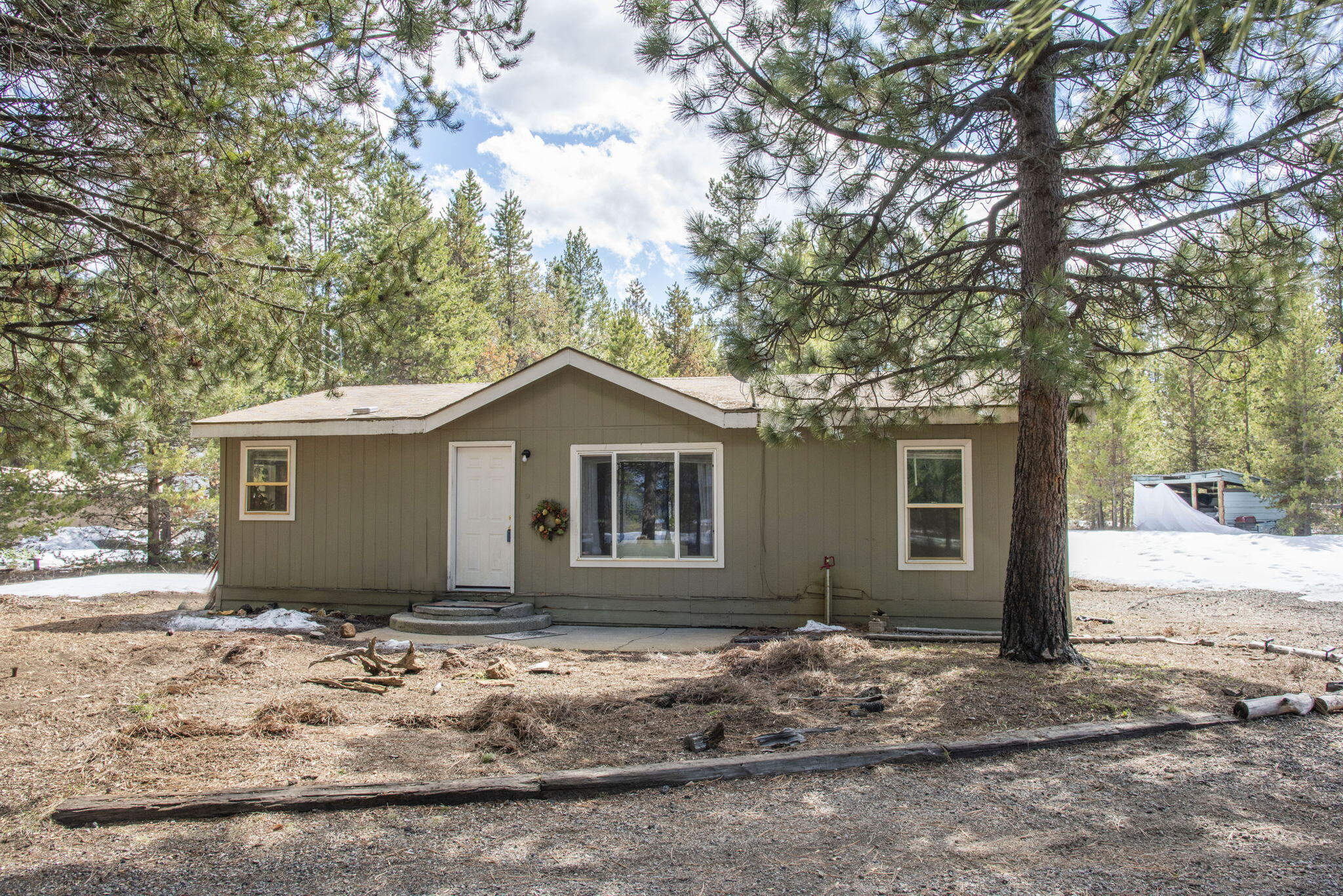 La Pine, Oregon 97739, United States, 3 Bedrooms Bedrooms, ,2 BathroomsBathrooms,Residential,Active,98354