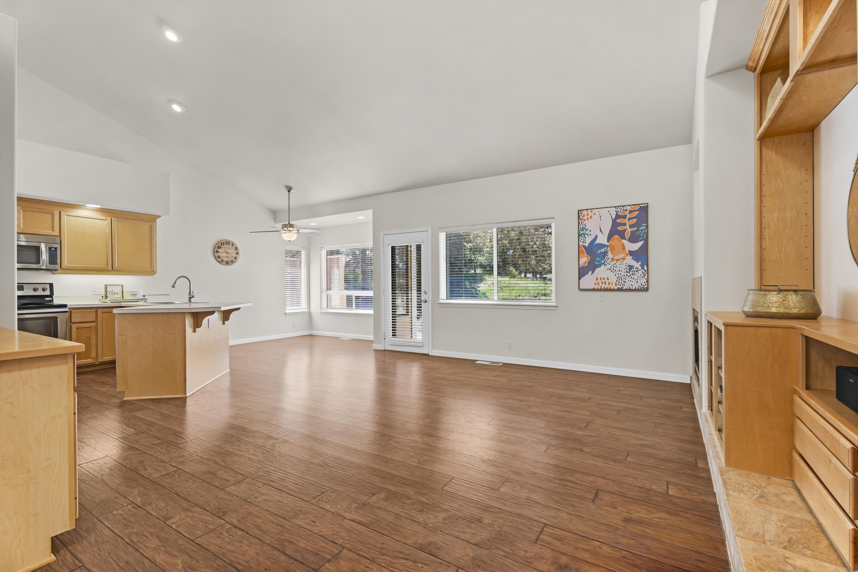 2125 Condor Drive