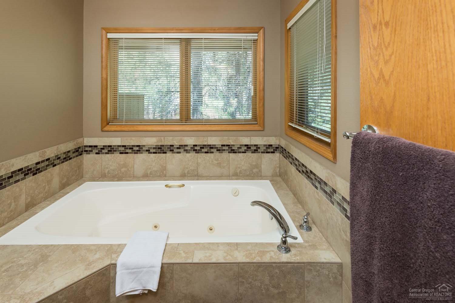 Fairway Point Villag - Residential