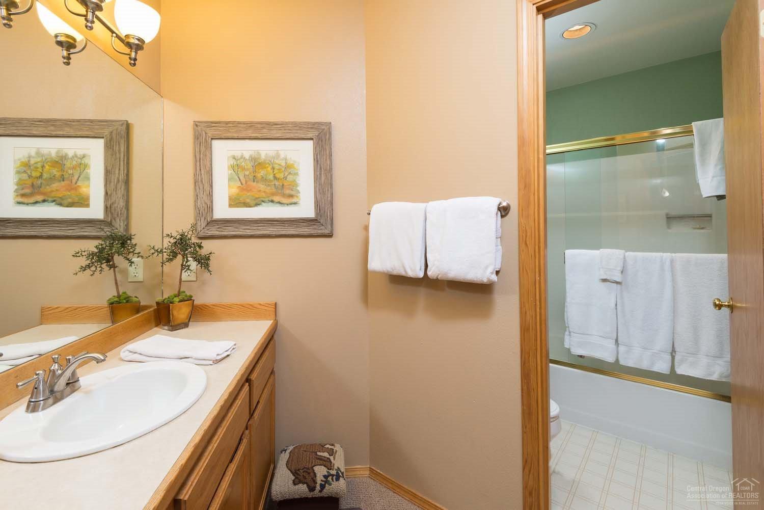 Fairway Point Villag - Residential