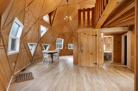 Photo of 15453 Liberty Road, La Pine, OR 97739 (MLS # 220199446)