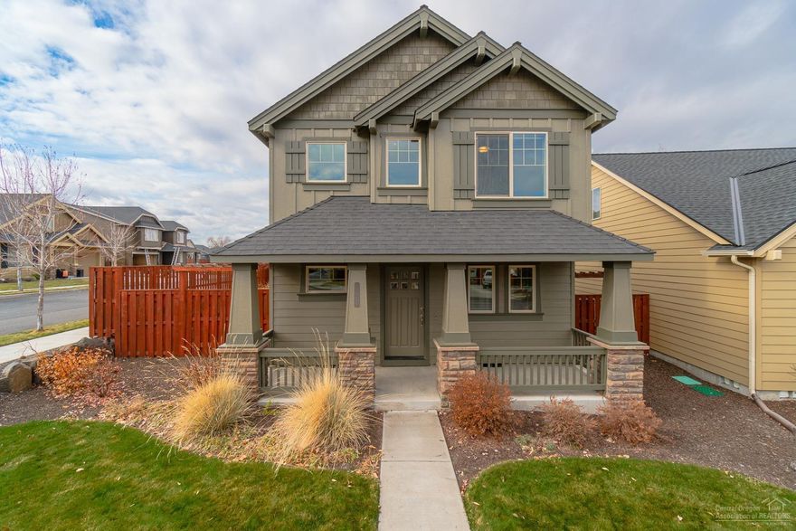 Beautifully refinished home in the heart of Ochoco Pointe. Situated on a sunny corner lot, this home offers a great room plan w/new premium finishes & graceful arched details! New Quartz countertops, durable engineered wood look flooring, all new carpeting & paint too. Craftsman style covered front porch, tiled entry w/space for a bench & half bath. SS appliances in the spacious kitchen w/adjacent dining & access to the side yard & patio. Enjoy the cozy gas fireplace this winter in the lower living area. Upstairs you'll find a fantastic bonus room w/office nook or cubby - great family gathering space! Private Master Suite offers window seat & built ins, walk in closet, dbl sinks. Upstairs laundry room & plenty of storage. Oversized dbl garage w/alley access. Community offers a pool, parks & a playground. Barnes Butte school is minutes away, as is FB, Apple & more. Don't miss the views here!