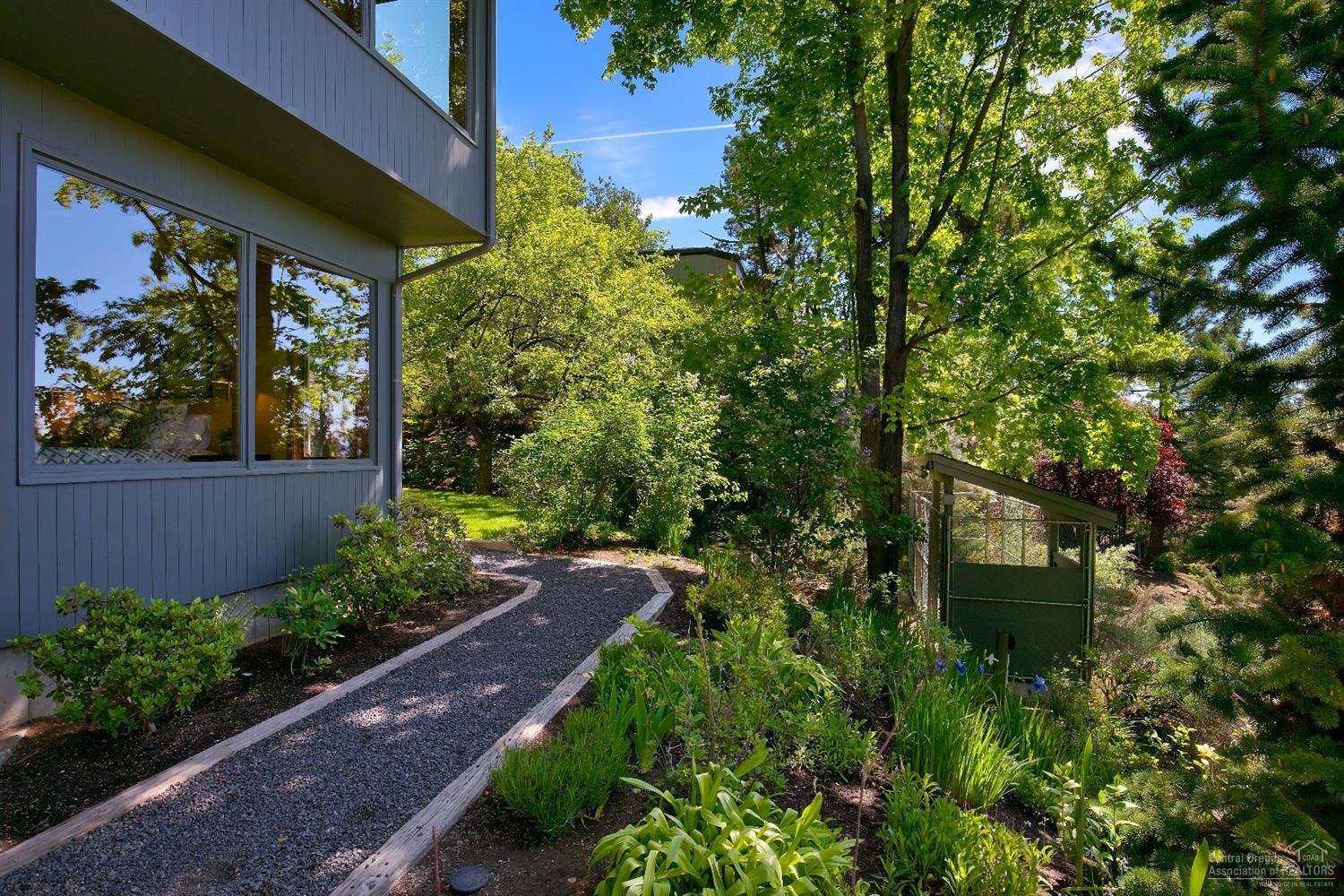 West Hills - Residential