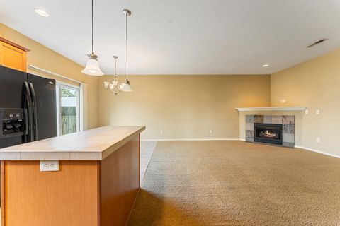 Tiny photo for 58963 Greenbrier Loop, St. Helens, OR 97051 (MLS # 220215184)