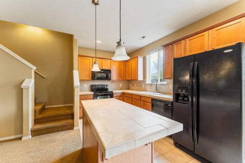 Tiny photo for 58963 Greenbrier Loop, St. Helens, OR 97051 (MLS # 220215184)