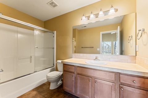 Tiny photo for 58963 Greenbrier Loop, St. Helens, OR 97051 (MLS # 220215184)