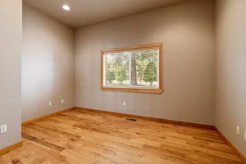 Tiny photo for 50205 Hwy 62, Chiloquin, OR 97624 (MLS # 220219354)