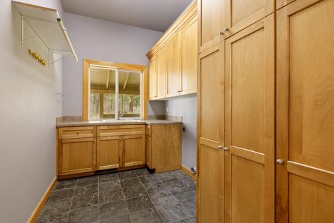 Tiny photo for 50205 Hwy 62, Chiloquin, OR 97624 (MLS # 220219354)