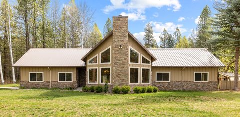 Photo of 50205 Hwy 62, Chiloquin, OR 97624 (MLS # 220219354)