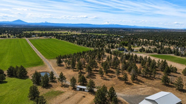 11810 NW 43RD ST, TERREBONNE, OR 97760 - Image ae95d0f2791fbaa63895bfbb04c269c8/81082370