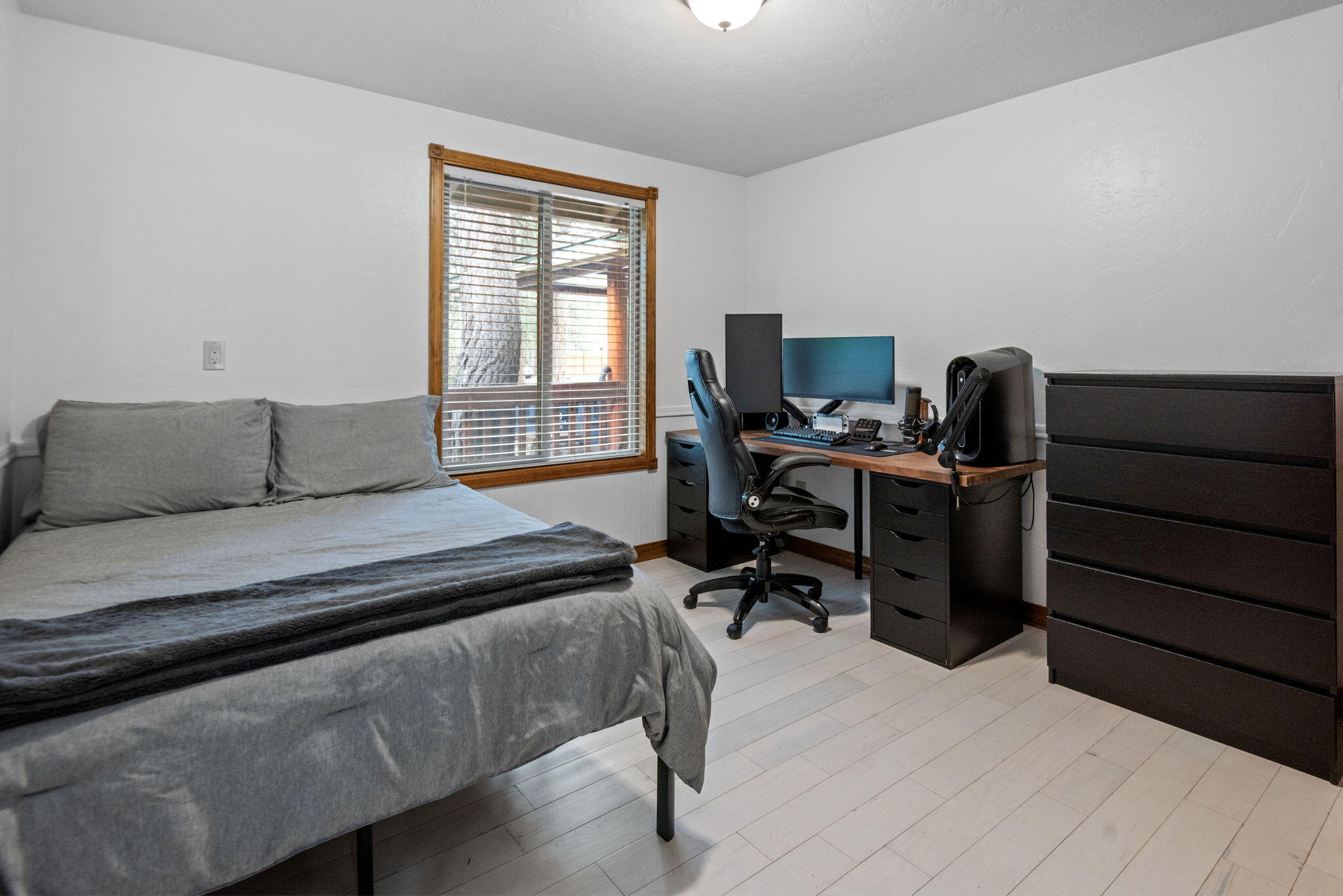 Pinebrook - Residential