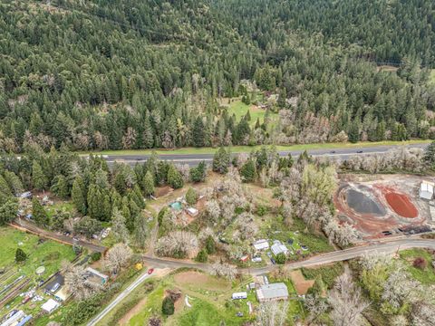 Tiny photo for 159 Bloom Road, Wolf Creek, OR 97497 (MLS # 220217831)