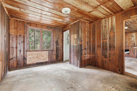 Tiny photo for 159 Bloom Road, Wolf Creek, OR 97497 (MLS # 220217831)