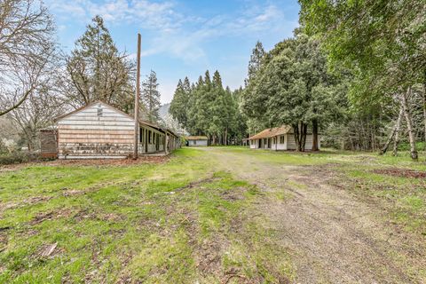 Tiny photo for 159 Bloom Road, Wolf Creek, OR 97497 (MLS # 220217831)