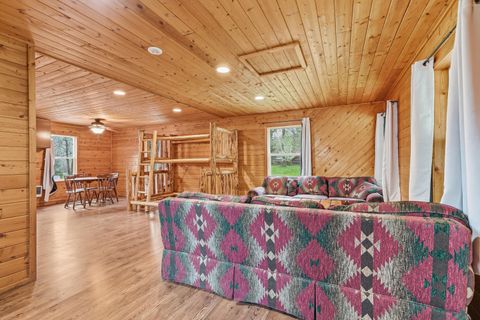 Tiny photo for 159 Bloom Road, Wolf Creek, OR 97497 (MLS # 220217831)