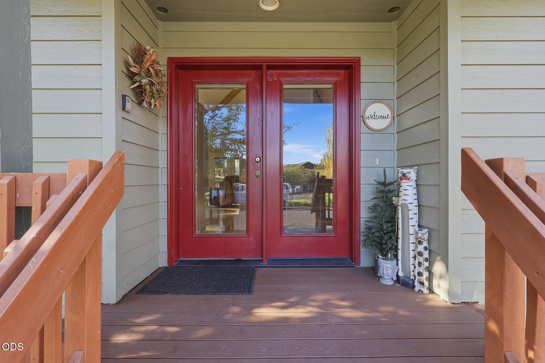 999 Golden Pheasant Drive