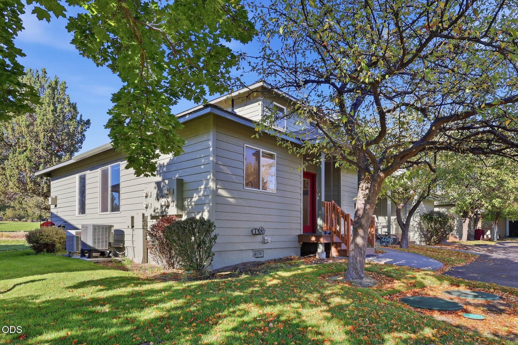 999 Golden Pheasant Drive