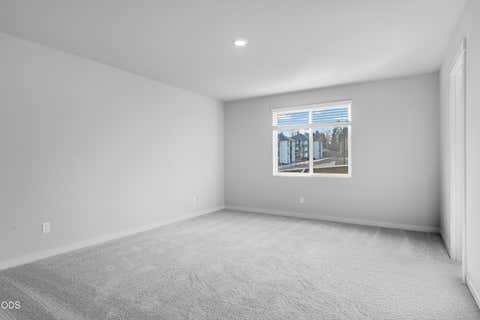 Tiny photo for 20667 Town Dr Dr, Bend, OR 97701 (MLS # 220226737)