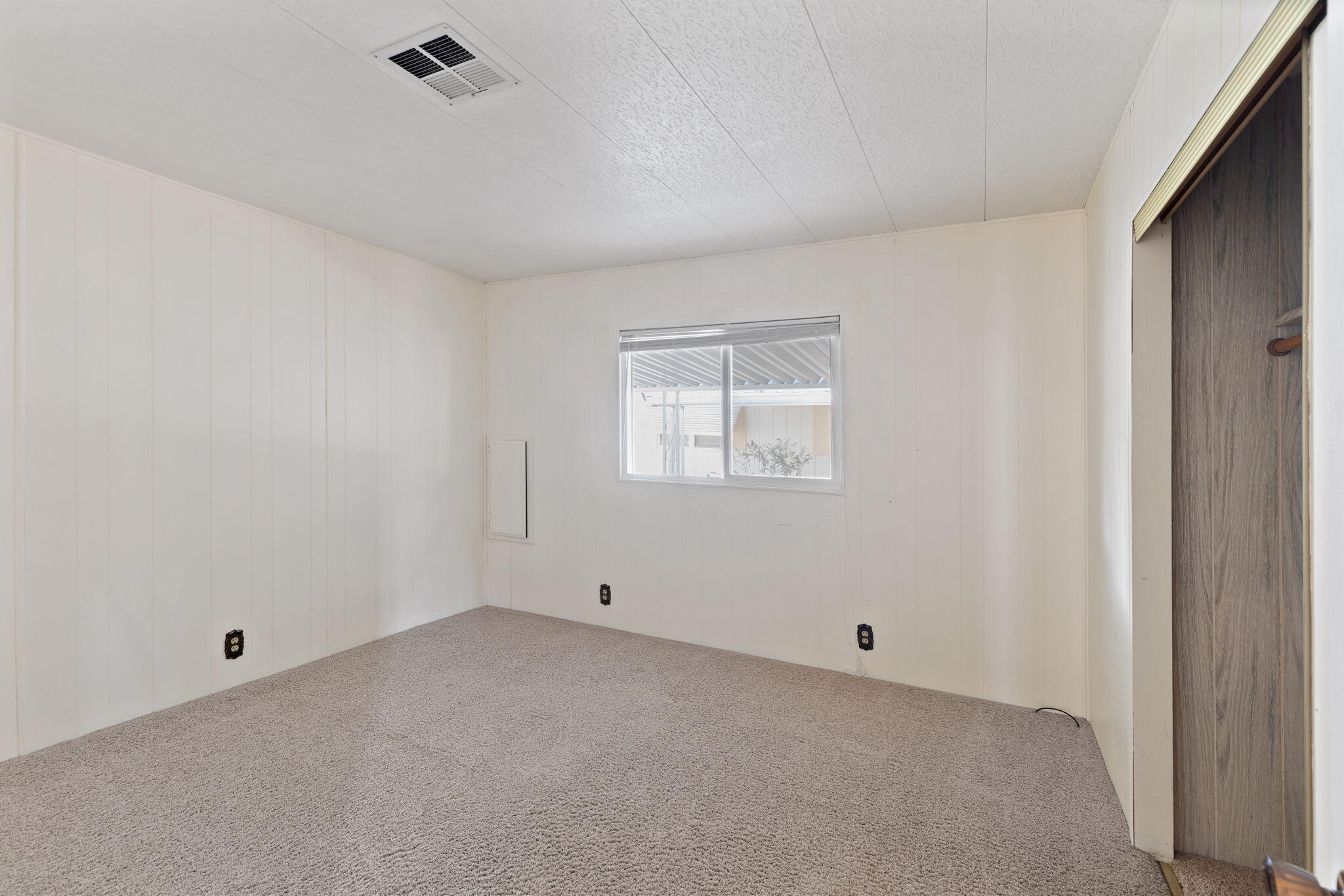 Rogue Lea Estates - Residential