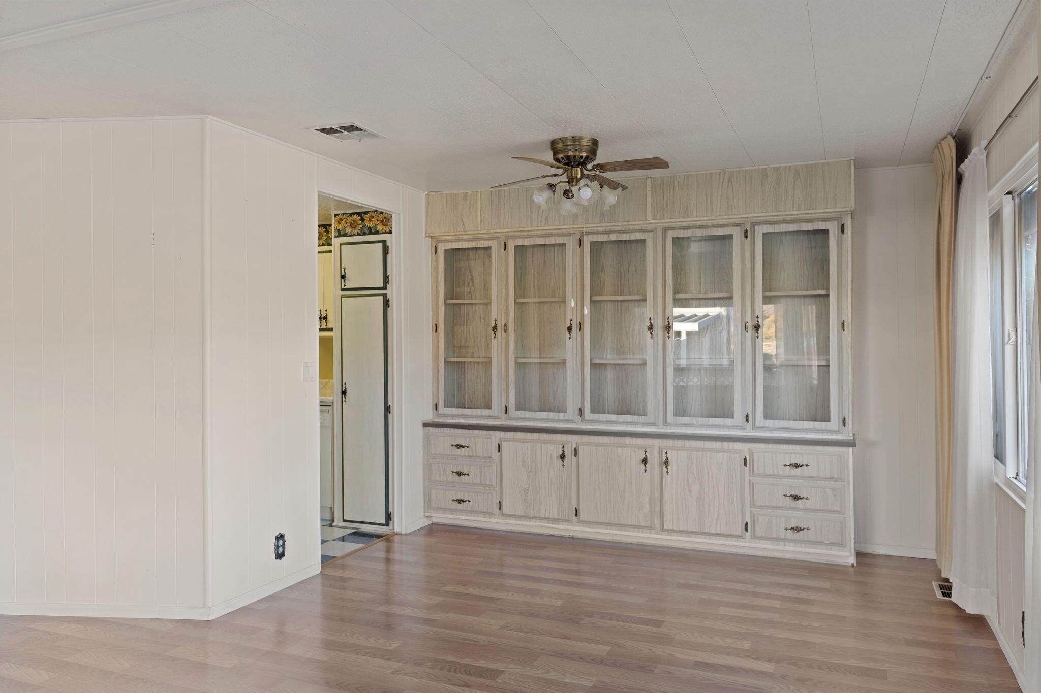 Rogue Lea Estates - Residential