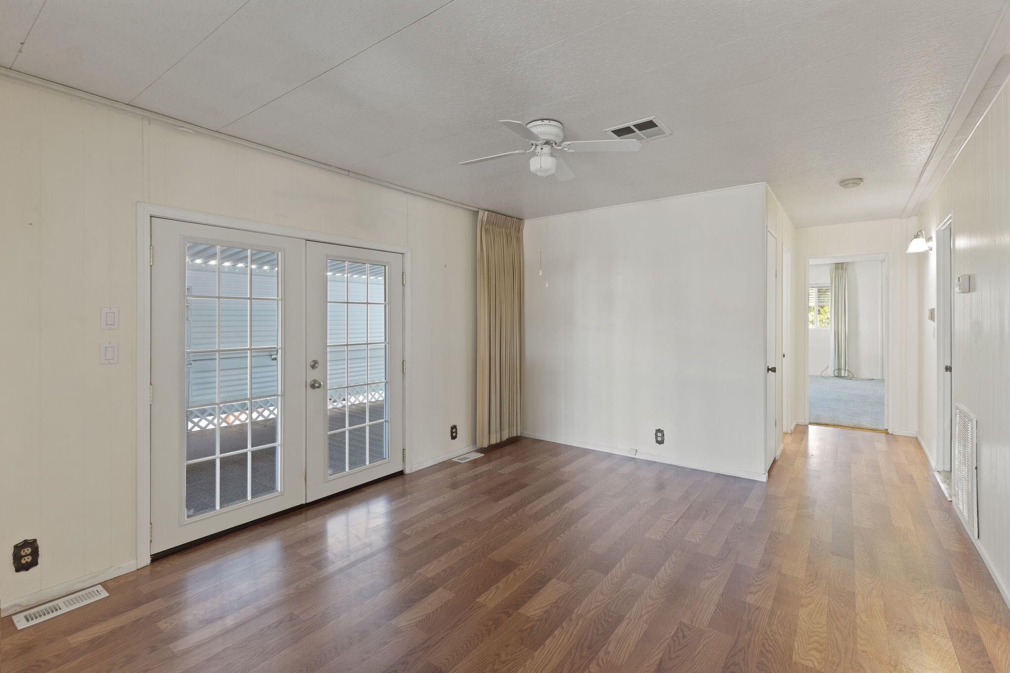 Rogue Lea Estates - Residential