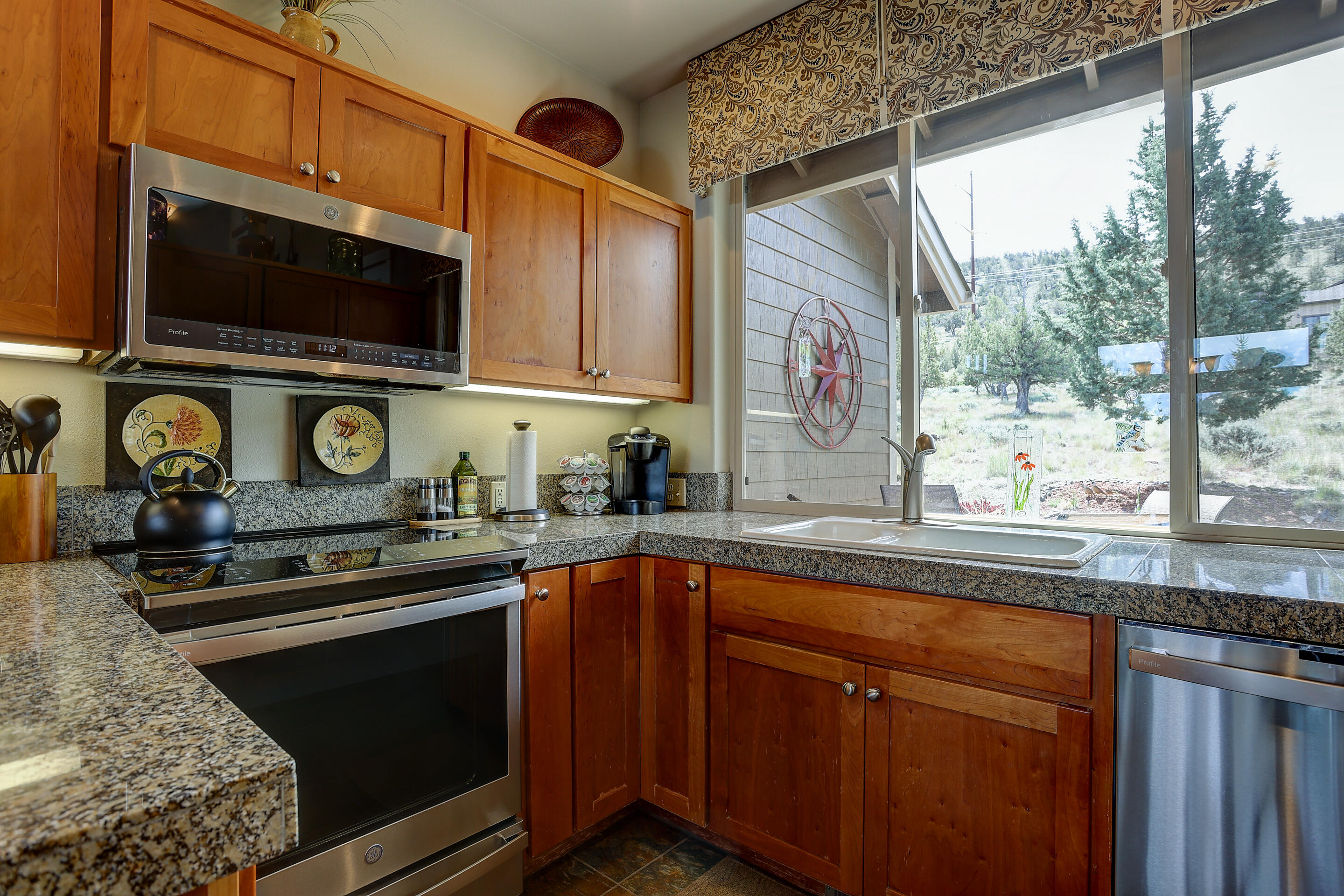 Eagle Crest - Residential