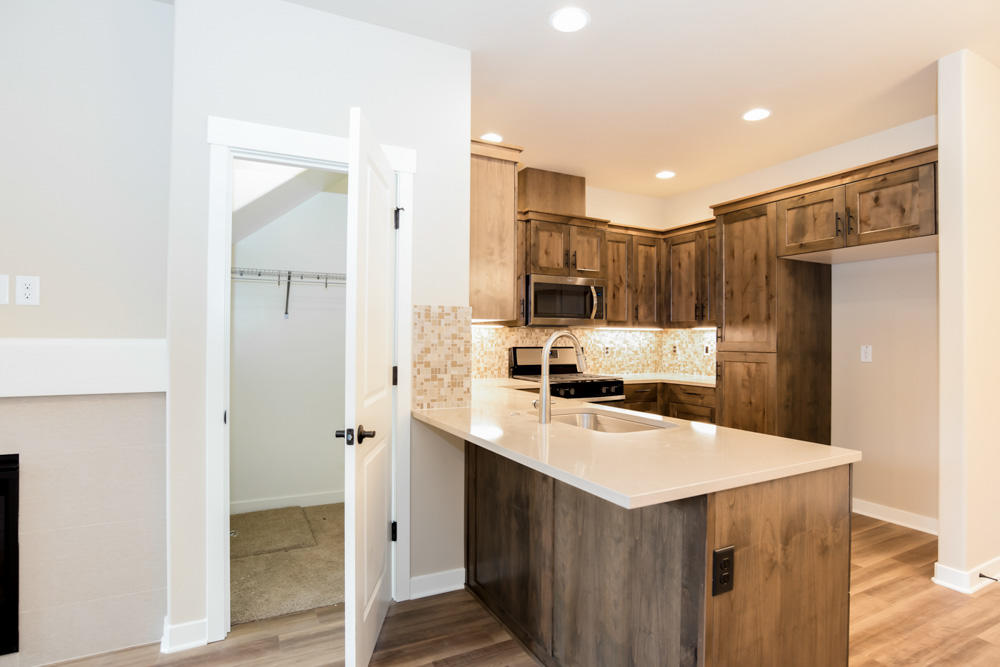 Petrosa - Residential Income