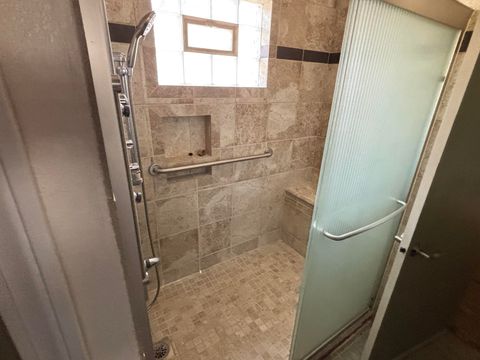 Tiny photo for 52363 Glenwood Drive, La Pine, OR 97739 (MLS # 220219684)