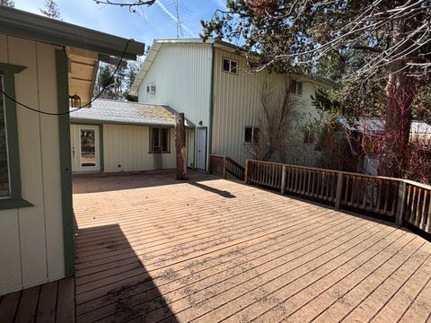 Tiny photo for 52363 Glenwood Drive, La Pine, OR 97739 (MLS # 220219684)
