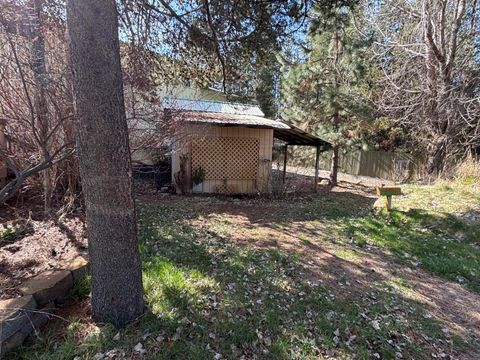 Tiny photo for 52363 Glenwood Drive, La Pine, OR 97739 (MLS # 220219684)