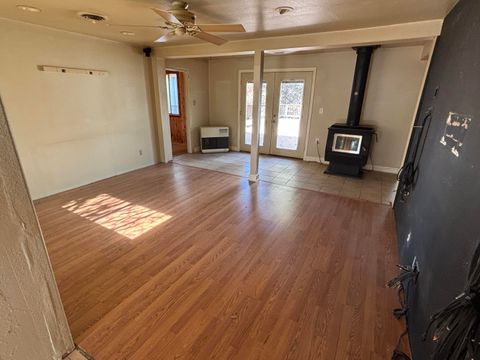 Tiny photo for 52363 Glenwood Drive, La Pine, OR 97739 (MLS # 220219684)