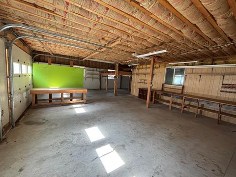 Tiny photo for 52363 Glenwood Drive, La Pine, OR 97739 (MLS # 220219684)