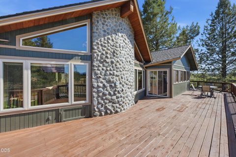 Tiny photo for 16760 Doe Place, La Pine, OR 97739 (MLS # 220225238)