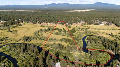 Tiny photo for 16760 Doe Place, La Pine, OR 97739 (MLS # 220225238)