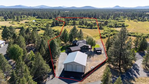 Tiny photo for 16760 Doe Place, La Pine, OR 97739 (MLS # 220225238)