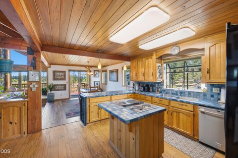 Tiny photo for 16760 Doe Place, La Pine, OR 97739 (MLS # 220225238)