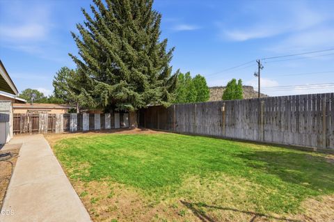 Tiny photo for 1242 SE 8th Street, Prineville, OR 97754 (MLS # 220225376)