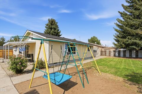Tiny photo for 1242 SE 8th Street, Prineville, OR 97754 (MLS # 220225376)