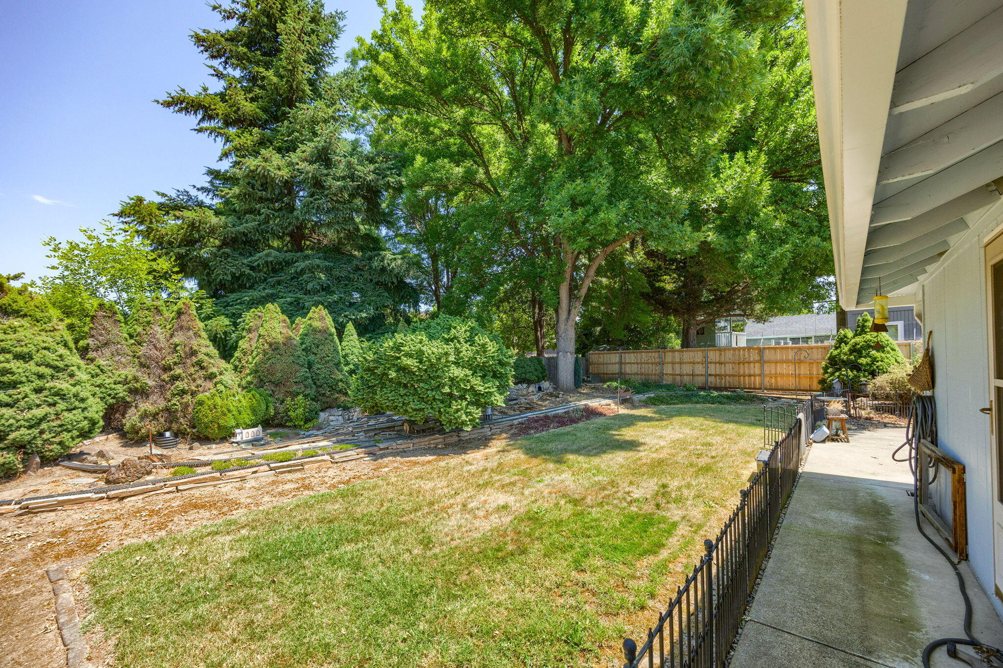 Cedar Hills Unit No 2 - Residential