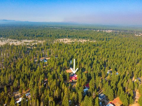 Tiny photo for 14355 Fern Dell Loop, La Pine, OR 97739 (MLS # 220220167)