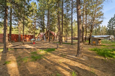 Tiny photo for 14355 Fern Dell Loop, La Pine, OR 97739 (MLS # 220220167)