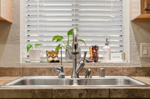 Tiny photo for 14355 Fern Dell Loop, La Pine, OR 97739 (MLS # 220220167)