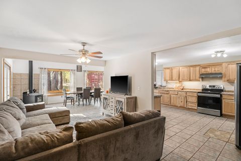 Tiny photo for 14355 Fern Dell Loop, La Pine, OR 97739 (MLS # 220220167)