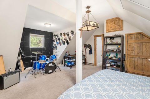 Tiny photo for 14355 Fern Dell Loop, La Pine, OR 97739 (MLS # 220220167)