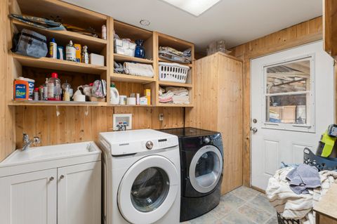 Tiny photo for 14355 Fern Dell Loop, La Pine, OR 97739 (MLS # 220220167)