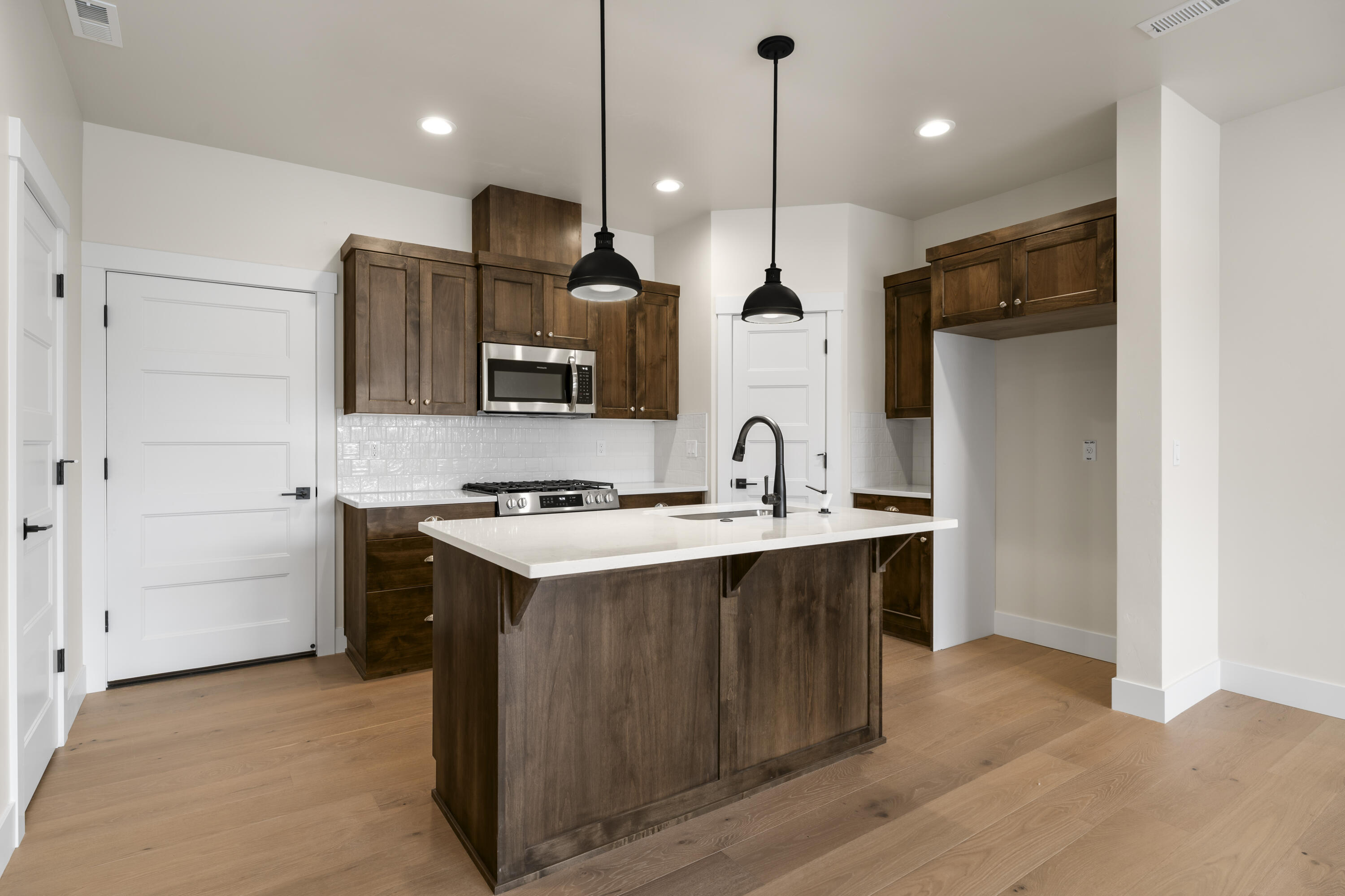 3989 SW Coyote Avenue Lot 157