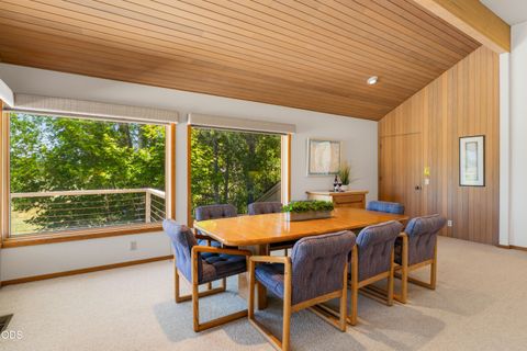 Tiny photo for 56947 Vista Lane #9, Sunriver, OR 97707 (MLS # 220223022)