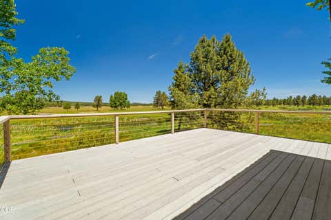 Tiny photo for 56947 Vista Lane #9, Sunriver, OR 97707 (MLS # 220223022)