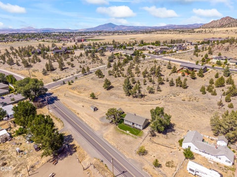 Tiny photo for 2251 NE Laughlin Road, Prineville, OR 97754 (MLS # 220227021)
